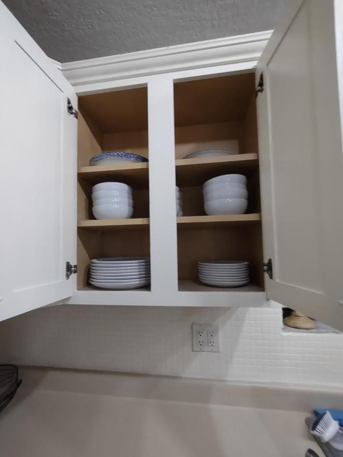 Sunshine Acre 2b 2b King Master Suite, Big Yard Holiday home *
